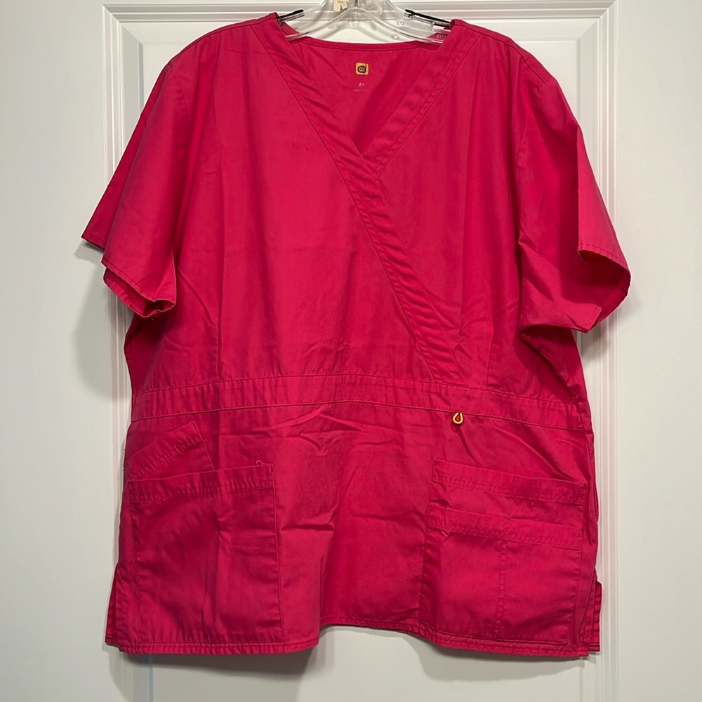 Scrub top